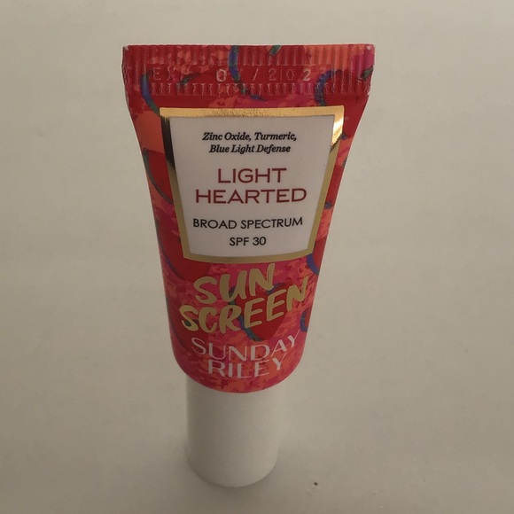 SUNDAY RILEY LIGHT HEARTED SUNSCREEN SAMPLE SIZE - Picture 3 of 3